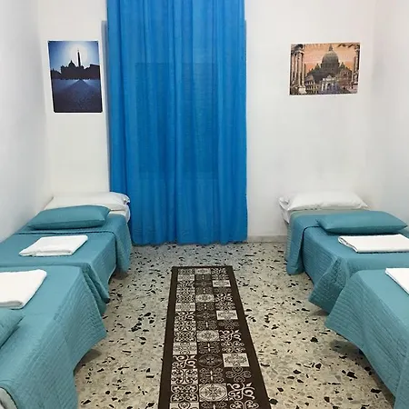 Hostel New Golden House