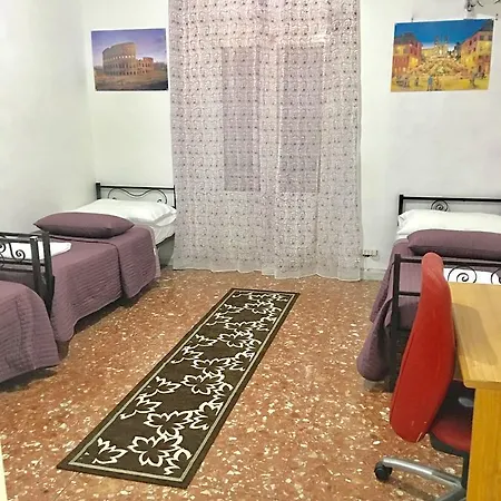 Hostel New Golden House *