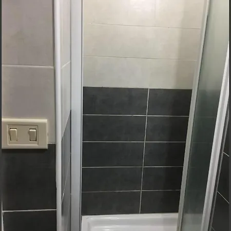 New Golden House 旅馆